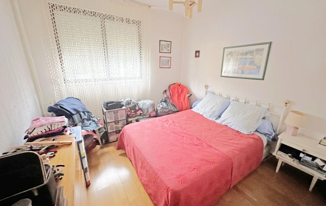 Annonces NIMES : Appartement | NIMES (30000) | 94 m2 | 98 000 € 