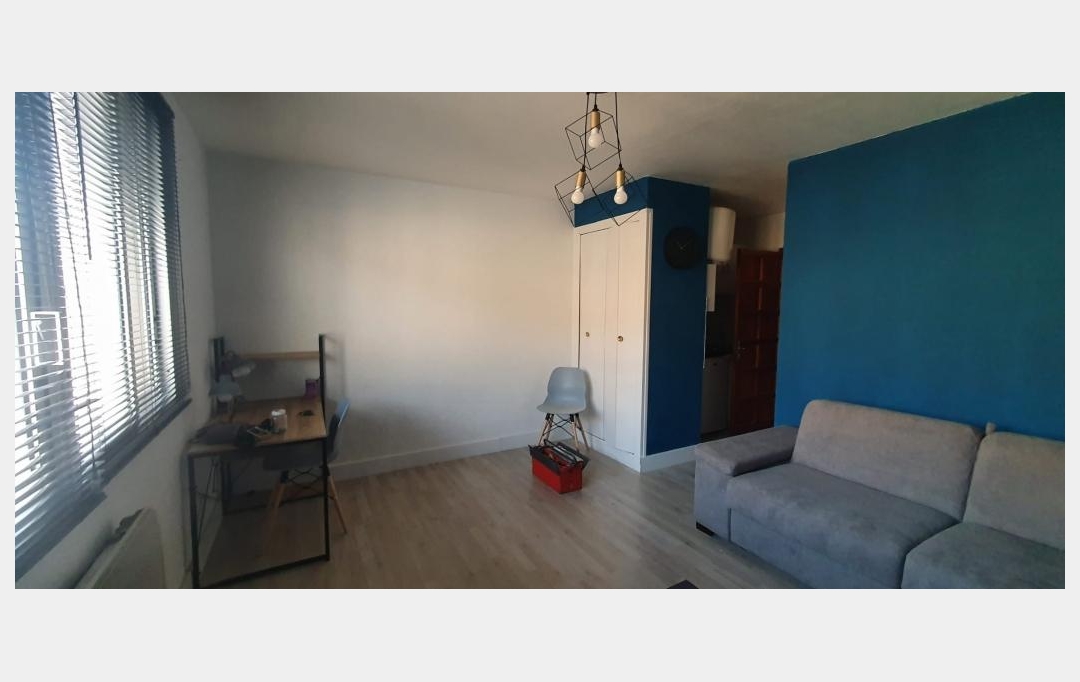Annonces NIMES : Appartement | NIMES (30000) | 20 m2 | 400 € 
