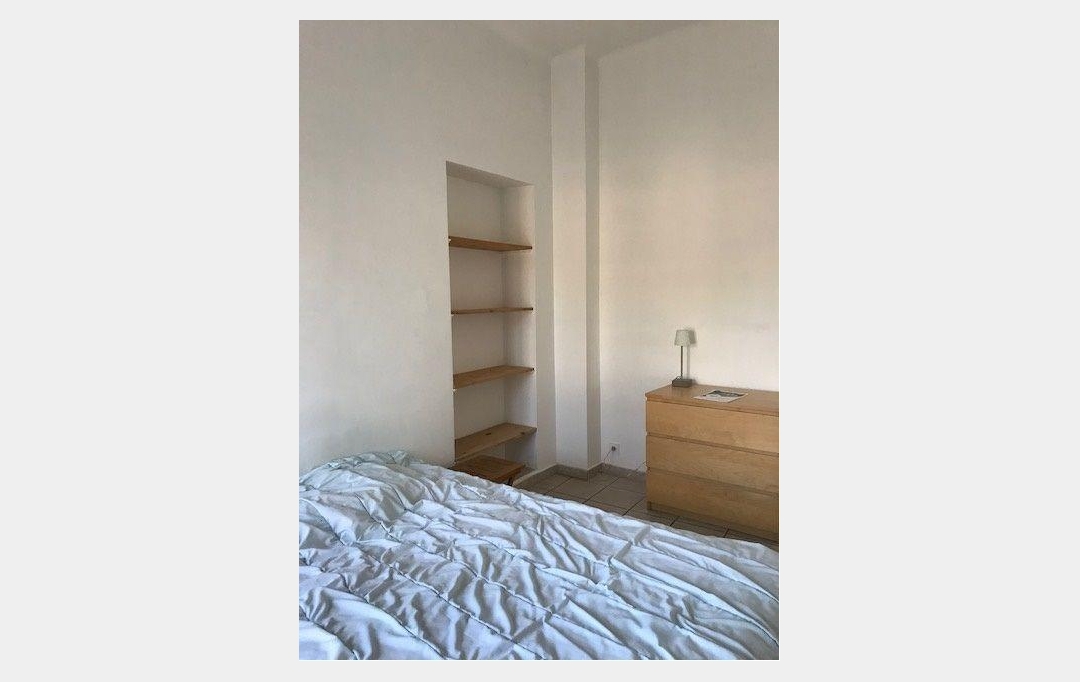 Annonces NIMES : Appartement | NIMES (30900) | 53 m2 | 550 € 