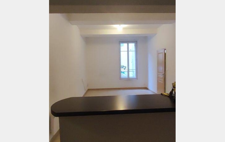 Annonces NIMES : Appartement | NIMES (30000) | 80 m2 | 570 € 