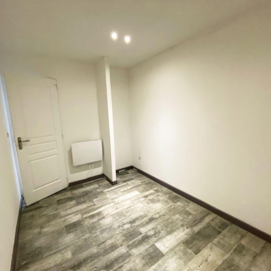  Annonces NIMES : Appartement | NIMES (30000) | 32 m2 | 79 900 € 