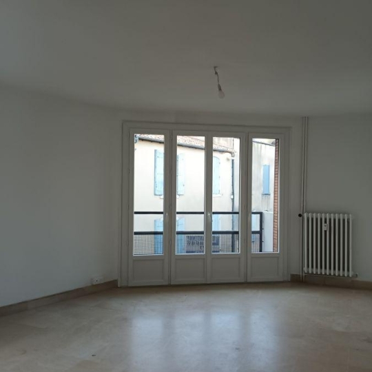  Annonces NIMES : Appartement | NIMES (30900) | 70 m2 | 713 € 