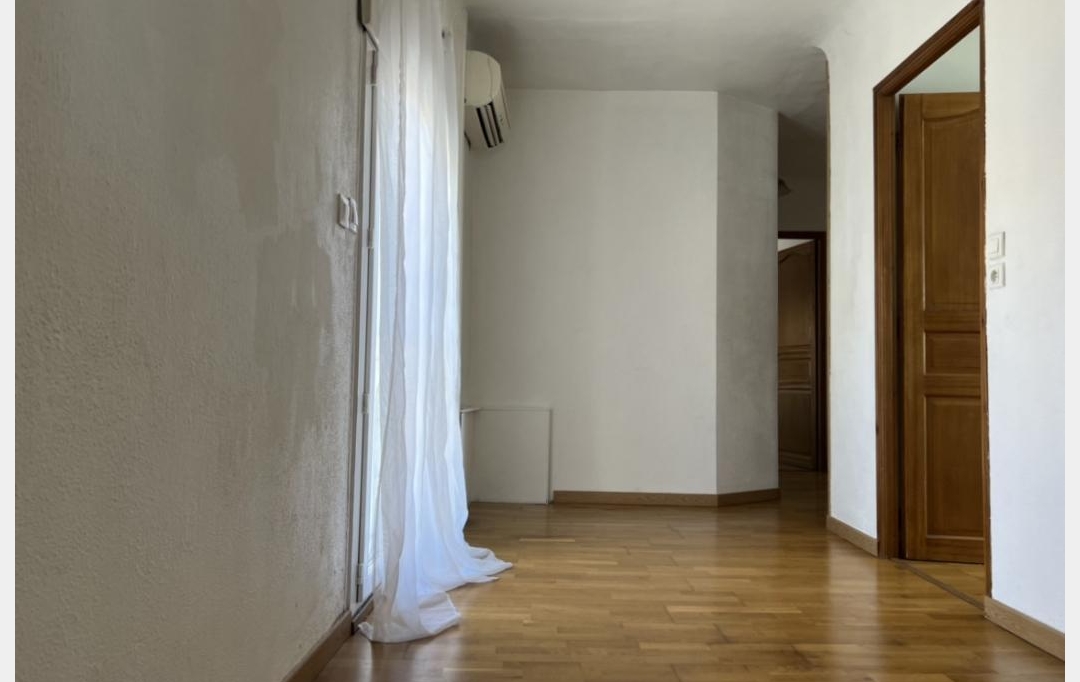 Annonces NIMES : Maison / Villa | CAISSARGUES (30132) | 100 m2 | 150 000 € 
