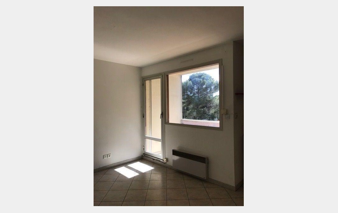 Annonces NIMES : Apartment | NIMES (30900) | 21 m2 | 423 € 