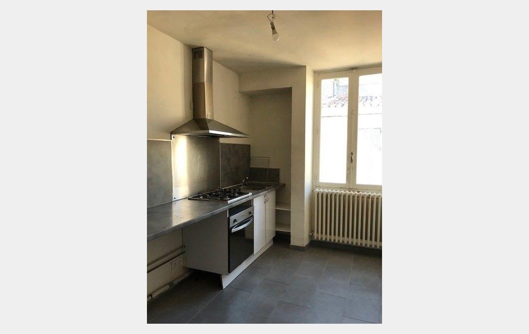 Annonces NIMES : Apartment | NIMES (30900) | 64 m2 | 670 € 