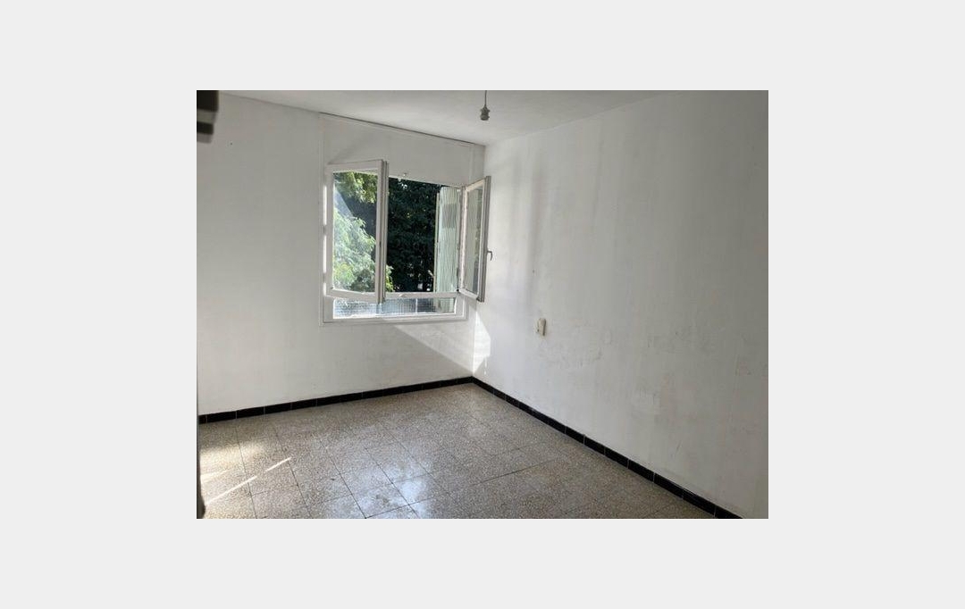 Annonces NIMES : Appartement | NIMES (30000) | 5 m2 | 52 500 € 