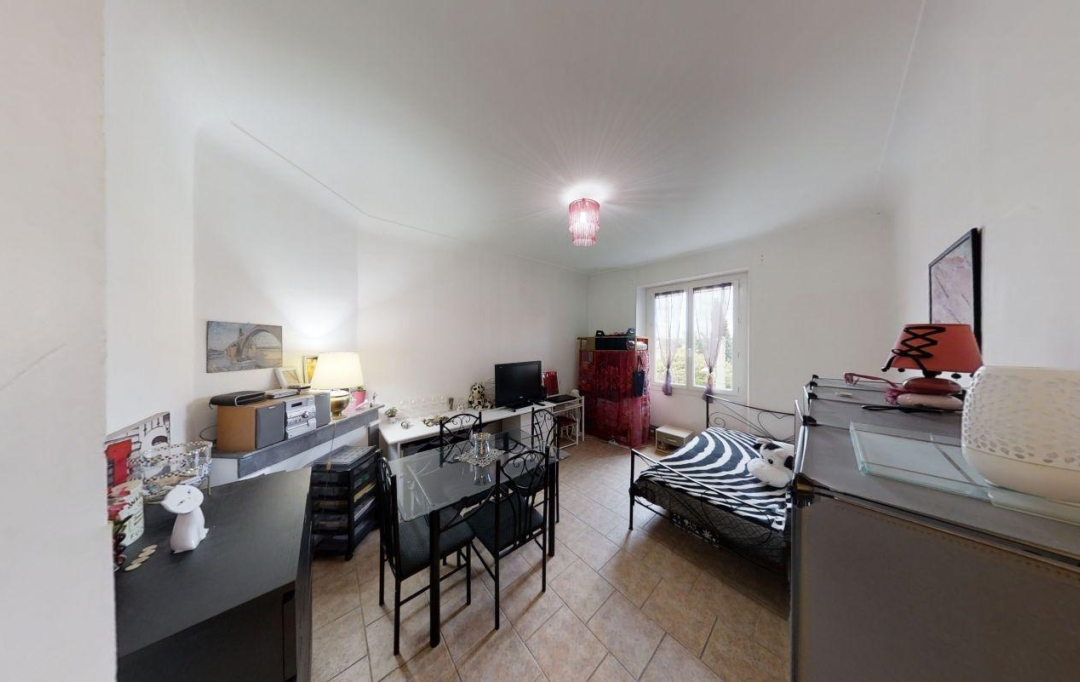 Annonces NIMES : Apartment | NIMES (30000) | 51 m2 | 580 € 