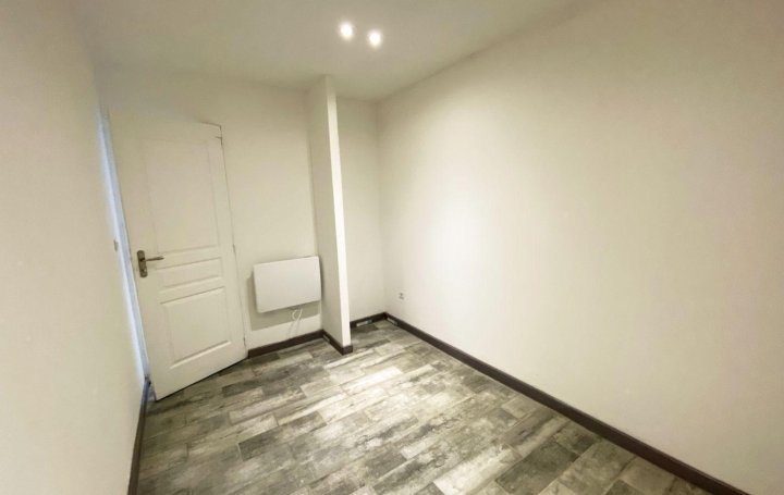 Annonces NIMES : Appartement | NIMES (30000) | 32 m2 | 79 900 € 