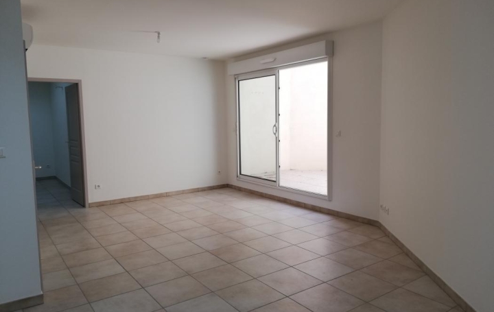 Annonces NIMES : Appartement | NIMES (30000) | 42 m2 | 550 € 
