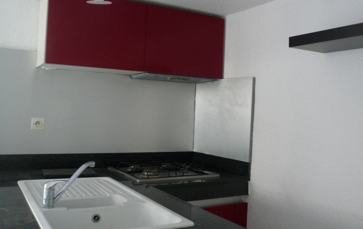 Annonces NIMES : Appartement | NIMES (30900) | 60 m2 | 600 € 