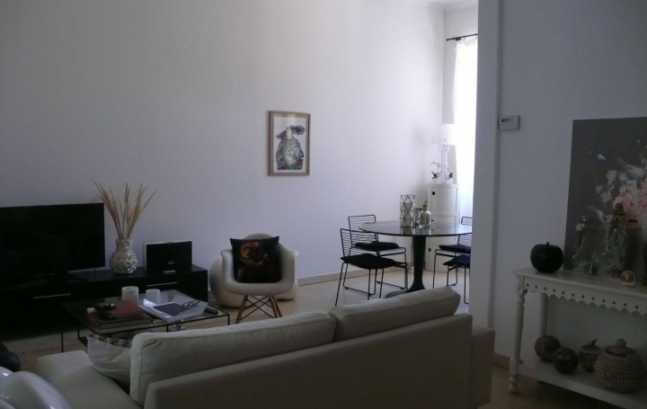 Annonces NIMES : Appartement | NIMES (30900) | 97 m2 | 960 € 