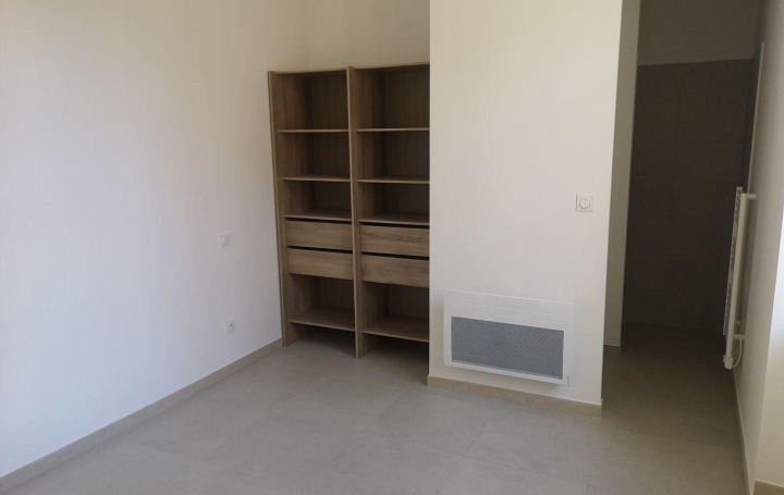 Annonces NIMES : Appartement | NIMES (30900) | 112 m2 | 1 300 € 